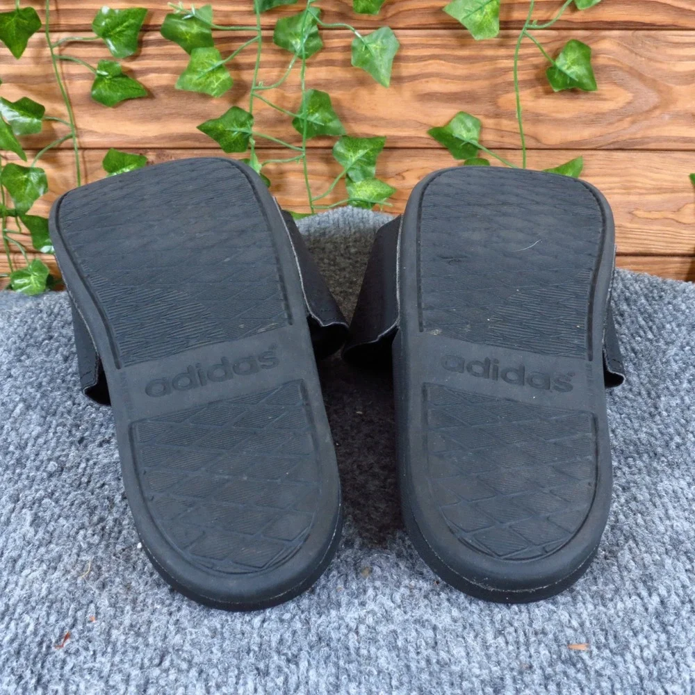 adidas Adilette Comfort Mens Slides Size 9 Athletic Casual‎ Sandals Black White
